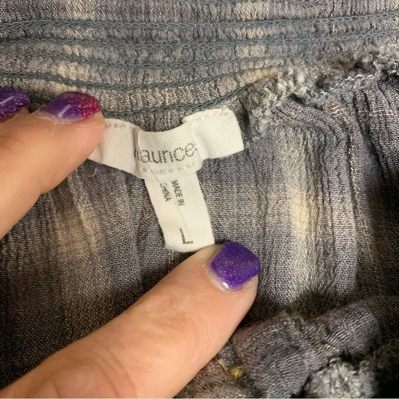 Maurice’s size large gray plaid top baby doll style stretchy neckline - Picture 5 of 8